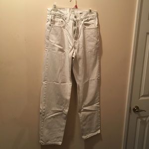 Levi 550 White Jeans